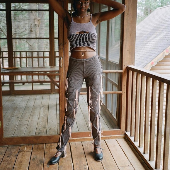 Romance Tassel Pants in Grey/Pink - Picture 4 of 6